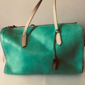 Teal VINCE CAMUTO bag good condition